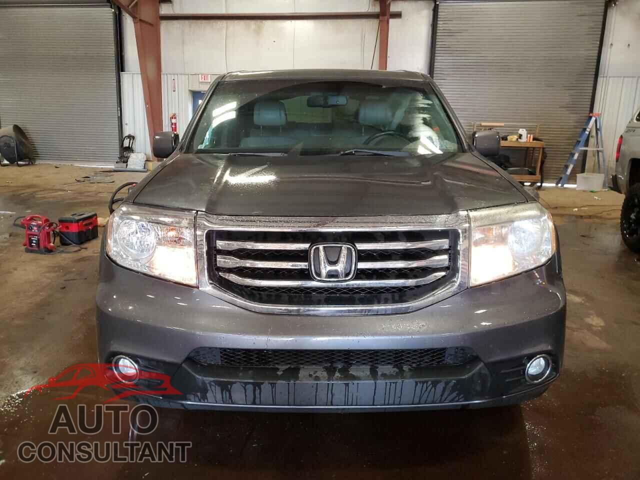 HONDA PILOT 2012 - 5FNYF4H58CB061062