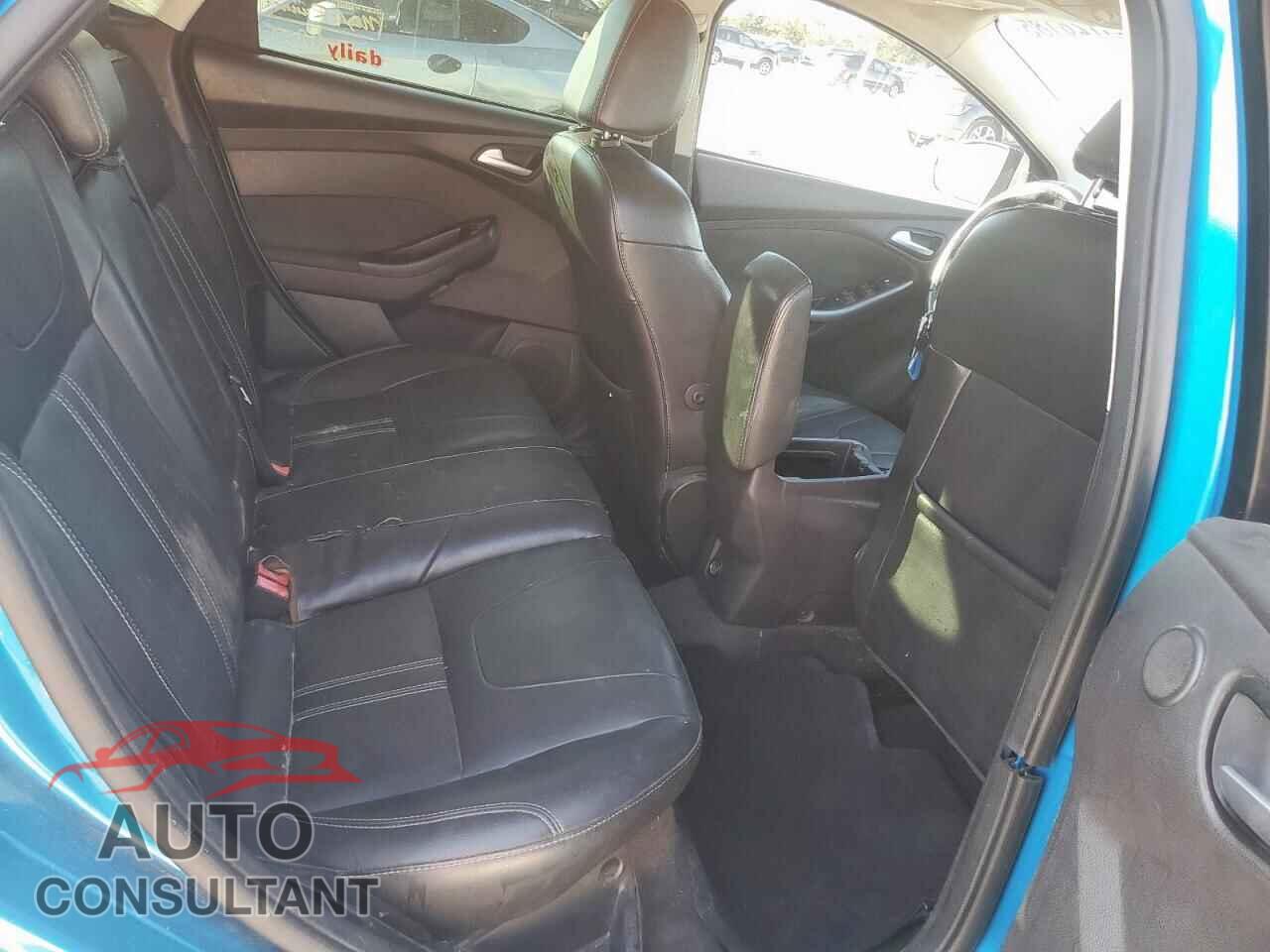 FORD FOCUS 2014 - 1FADP3N29EL440187