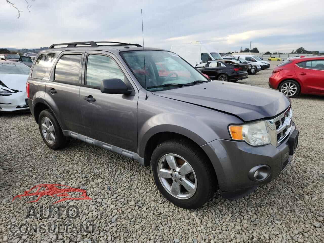 FORD ESCAPE 2010 - 1FMCU9DG0AKC52460