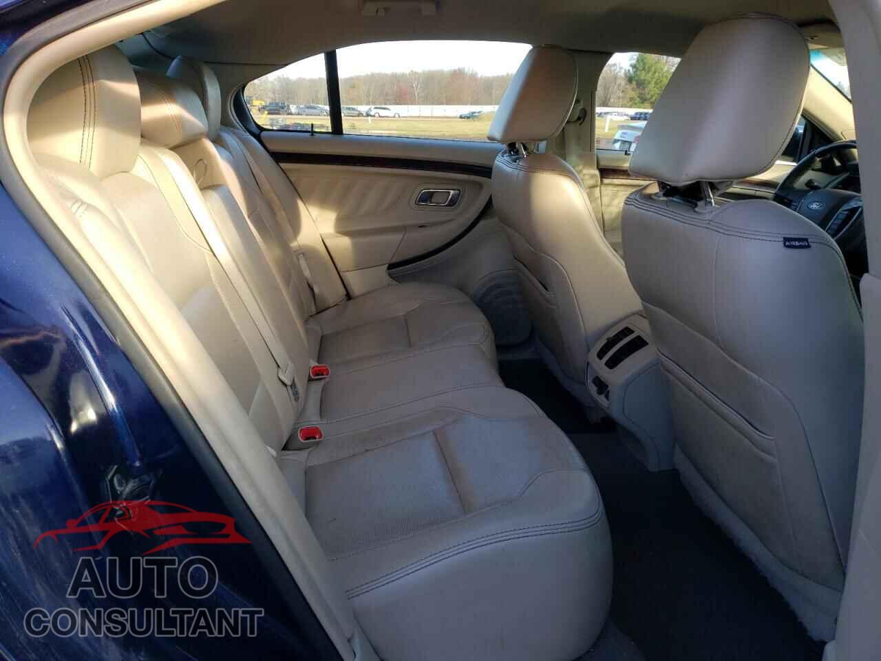 FORD TAURUS 2011 - 1FAHP2FW7BG101672