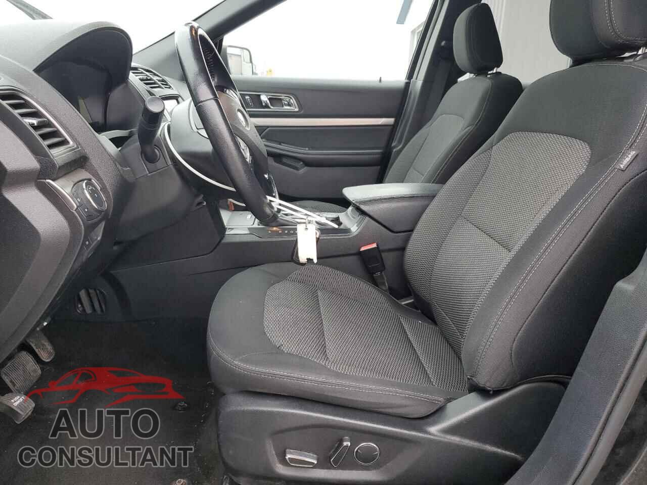 FORD EXPLORER 2018 - 1FM5K8D88JGA75418