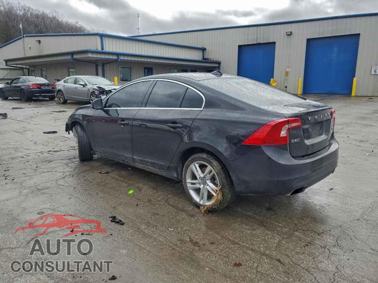 VOLVO S60 2015 - YV1612TK3F2352108