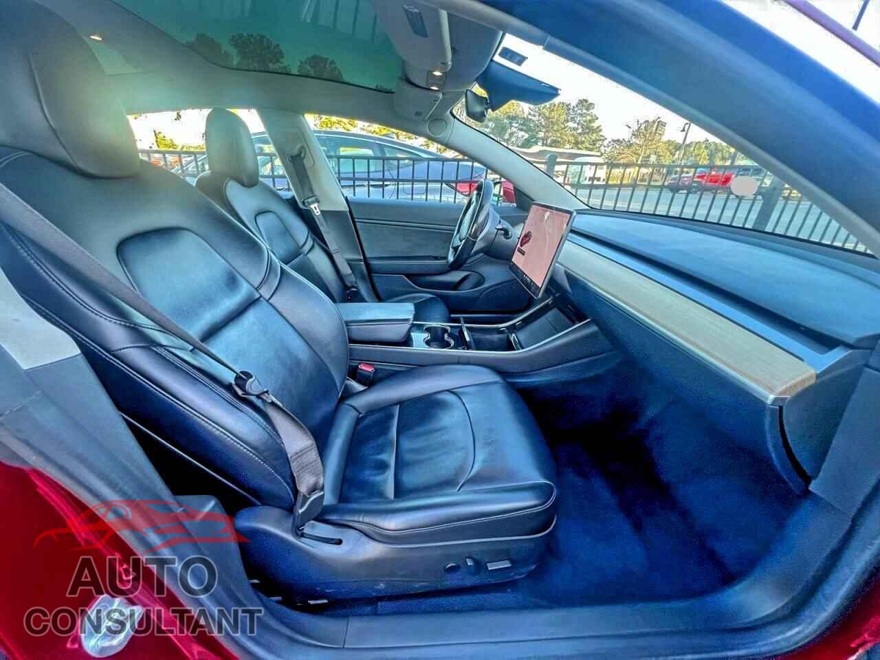 TESLA MODEL 3 2018 - 5YJ3E1EA4JF007090