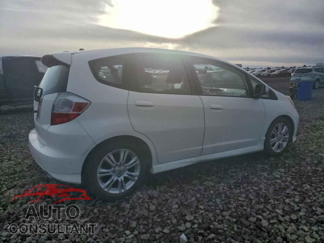 HONDA FIT 2011 - JHMGE8H56BC006500