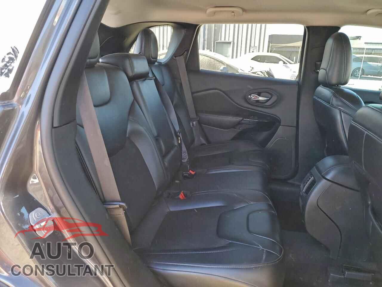 JEEP GRAND CHER 2019 - 1C4PJLLB5KD479070
