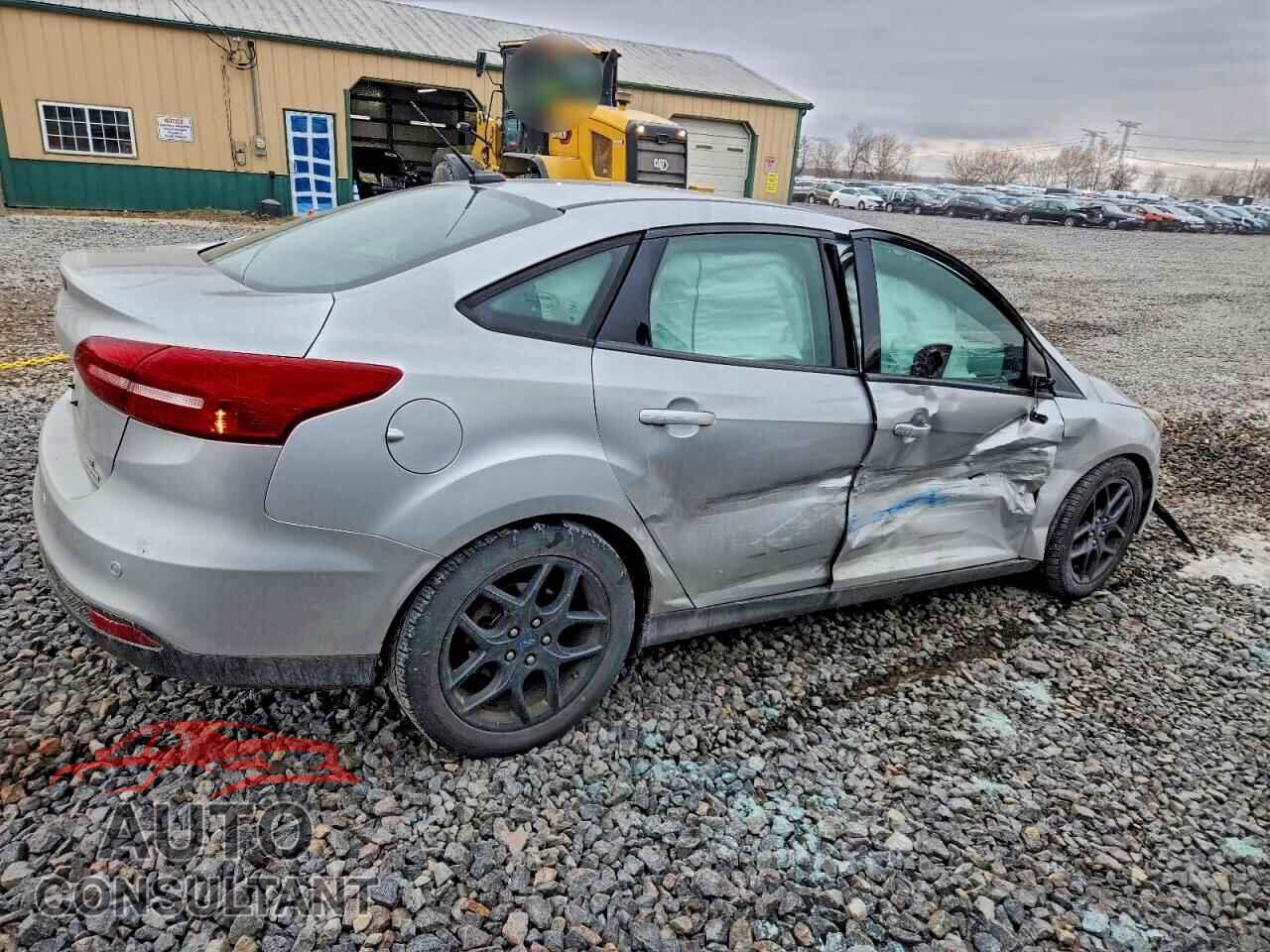 FORD FOCUS 2016 - 1FADP3F22GL332298