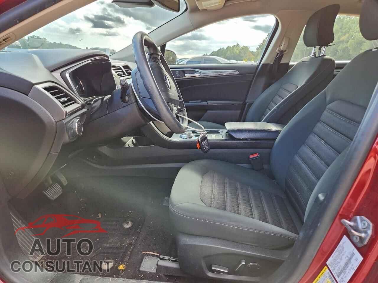 FORD FUSION 2019 - 3FA6P0LU4KR242559