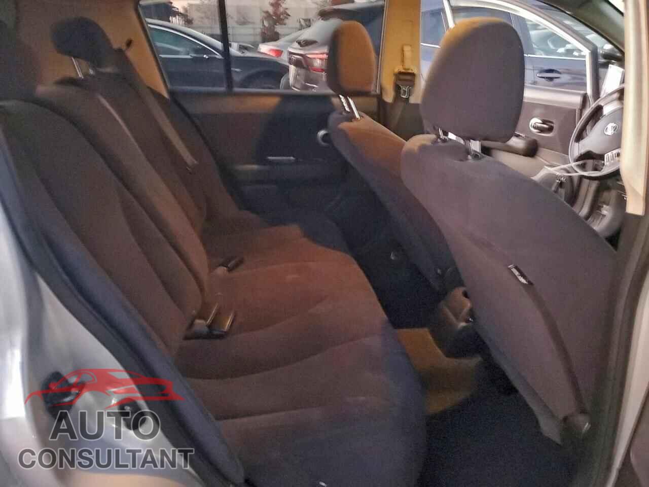 NISSAN VERSA 2010 - 3N1BC1CP1AL365115