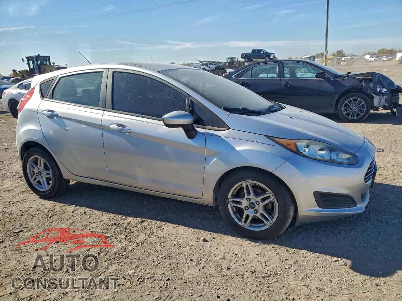 FORD FIESTA 2017 - 3FADP4EJ7HM101119
