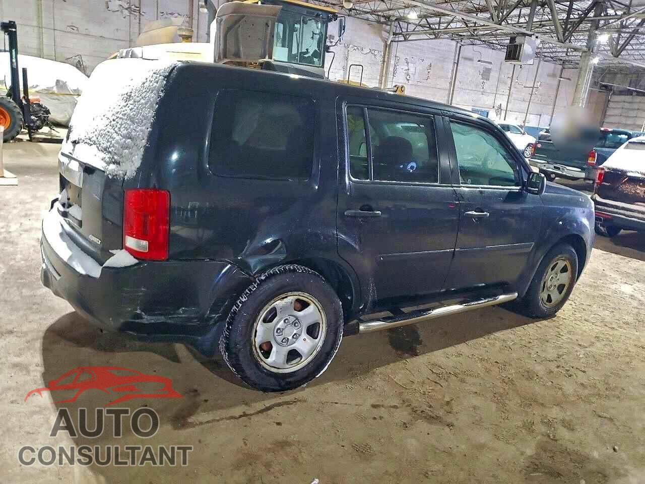 HONDA PILOT 2013 - 5FNYF4H28DB073557