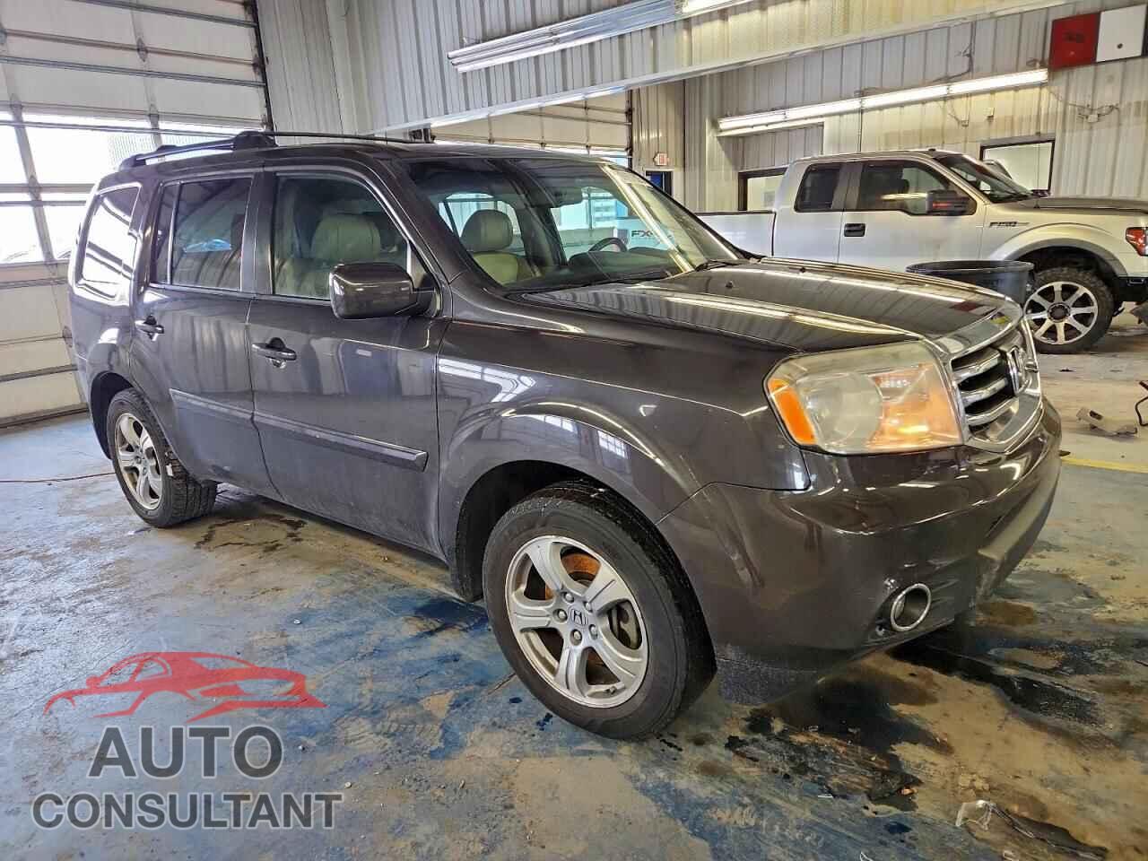 HONDA PILOT 2014 - 5FNYF4H55EB048675