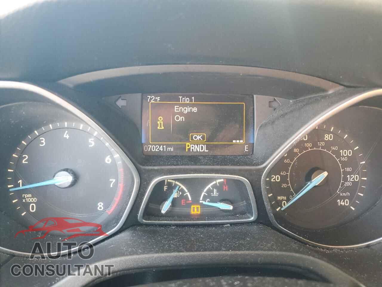 FORD FOCUS 2017 - 1FADP3F26HL280367