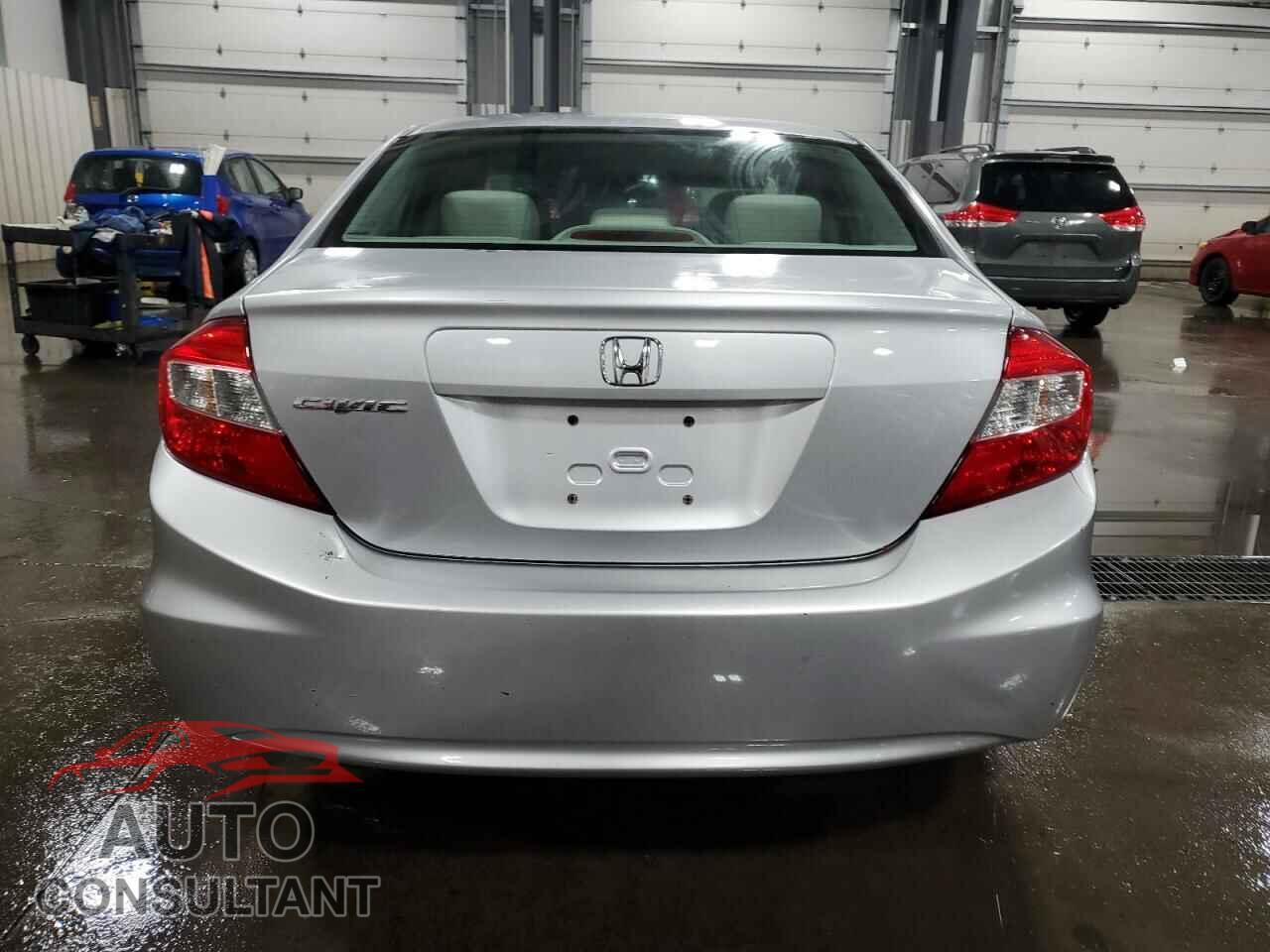 HONDA CIVIC 2012 - 2HGFB2F89CH317791