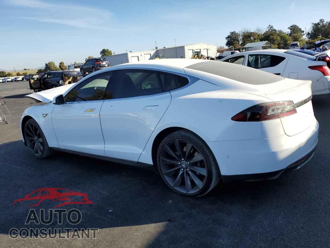 TESLA MODEL S 2015 - 5YJSA1S18FFP78574