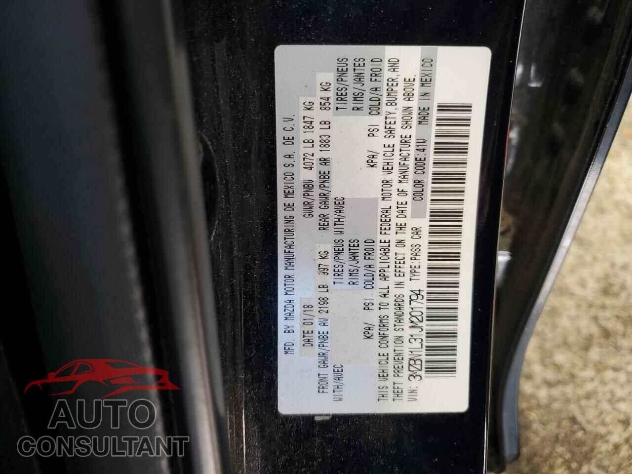 MAZDA 3 2018 - 3MZBN1L31JM201794