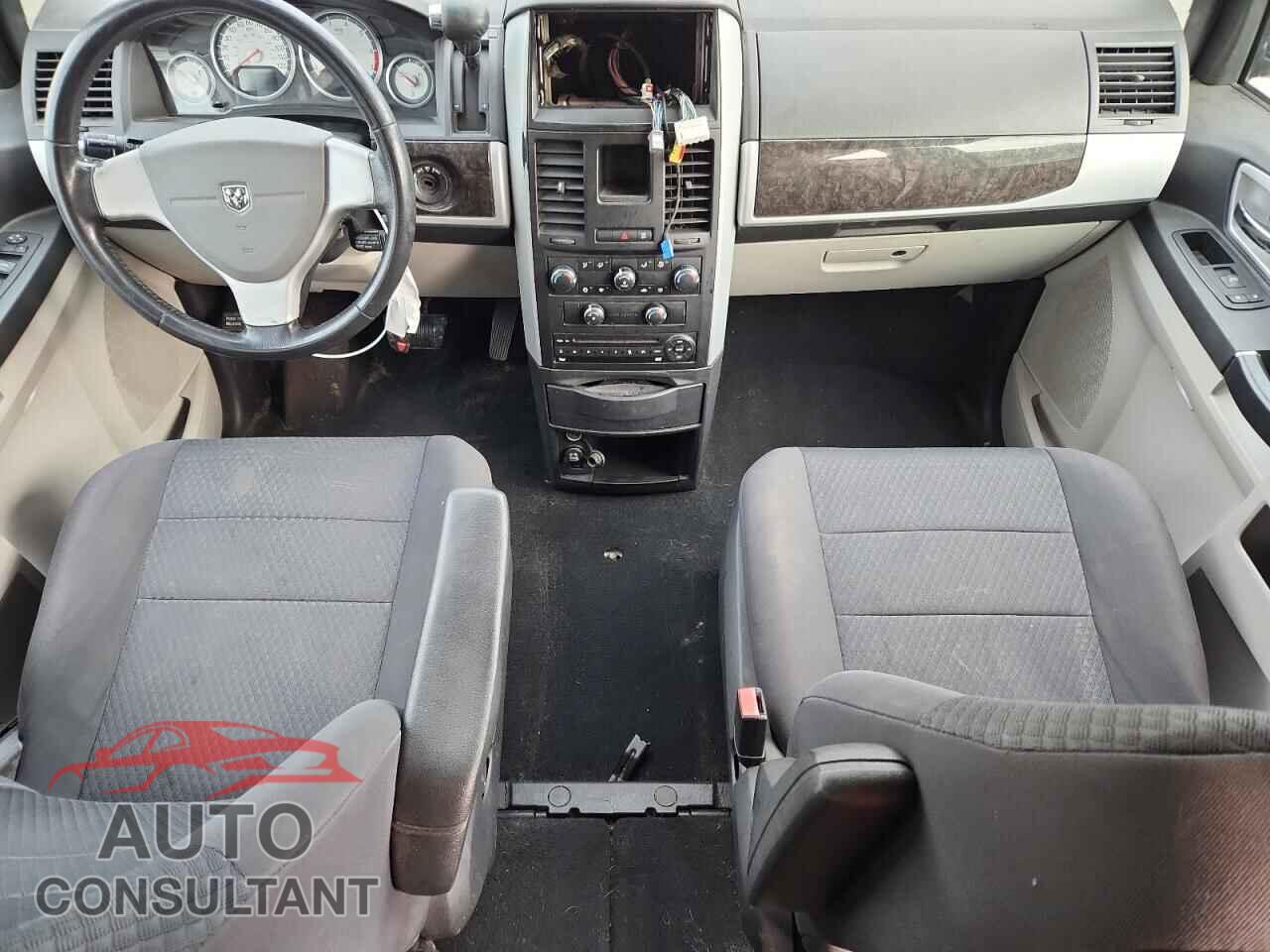 DODGE CARAVAN 2010 - 2D4RN5D15AR161432