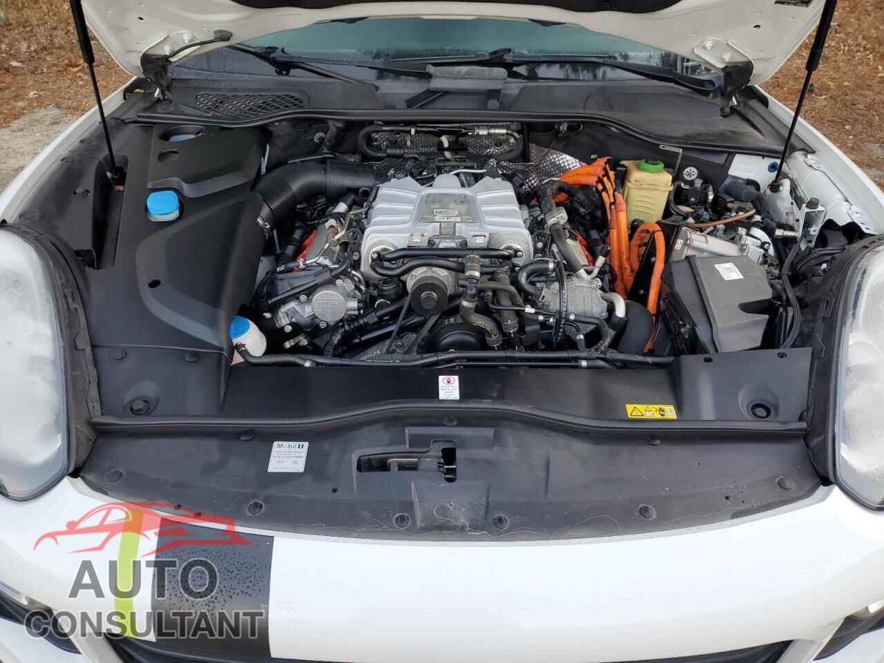 PORSCHE CAYENNE 2017 - WP1AE2A29HLA72504