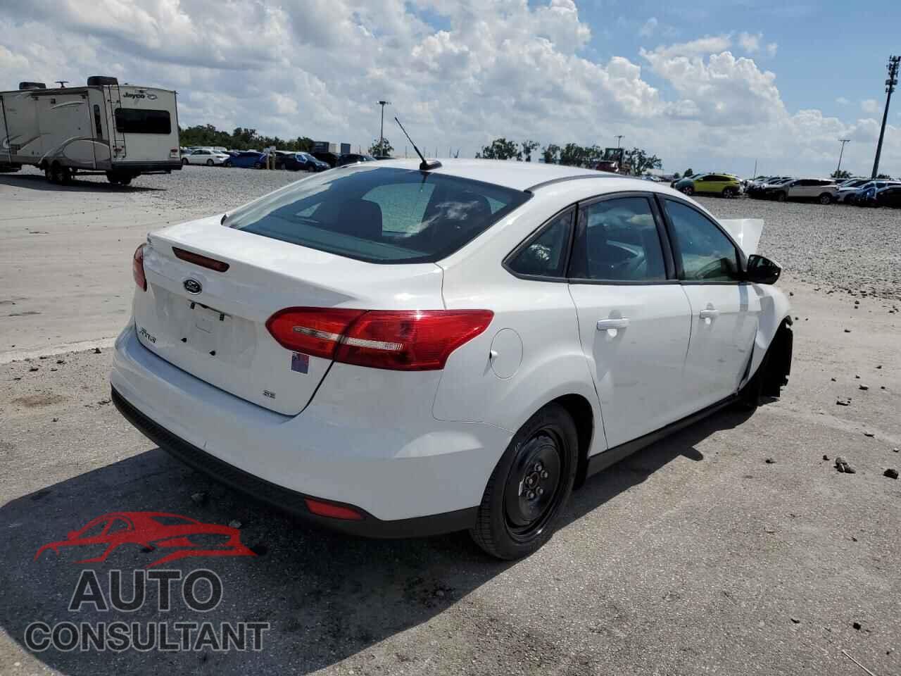 FORD FOCUS 2016 - 1FADP3F26GL296356