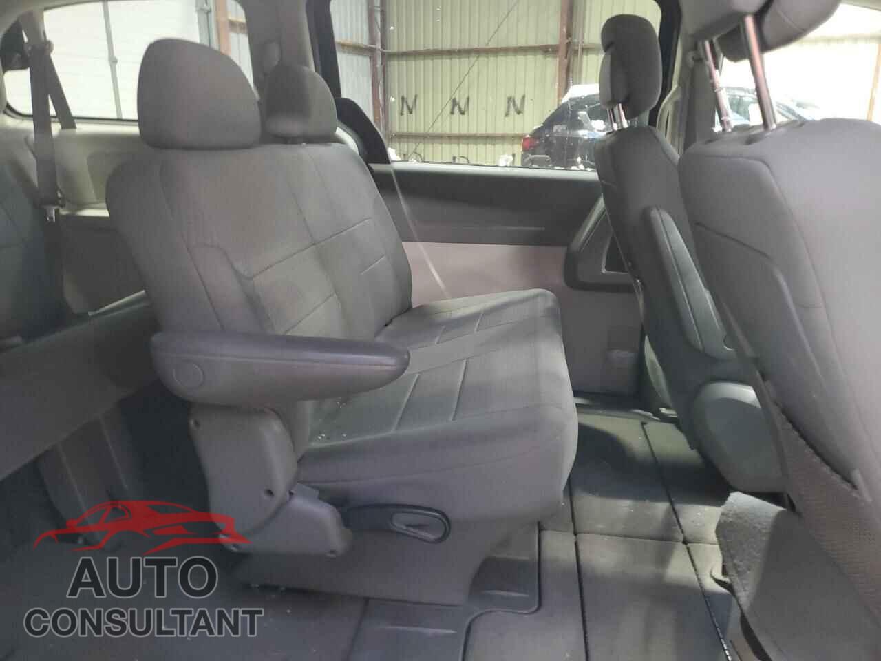 DODGE CARAVAN 2010 - 2D4RN4DE2AR445825