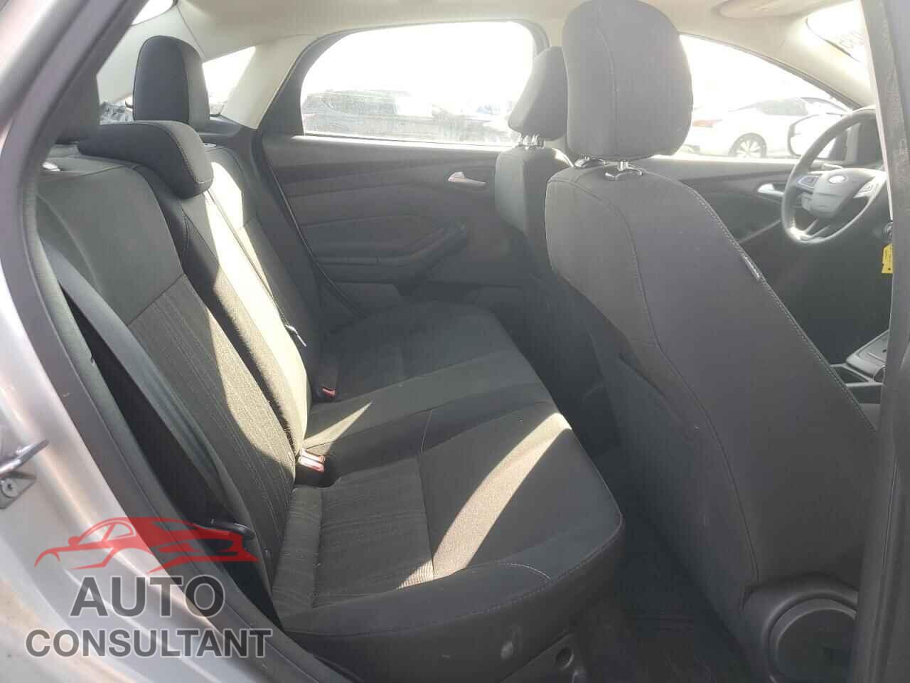 FORD FOCUS 2017 - 1FADP3H29HL263091
