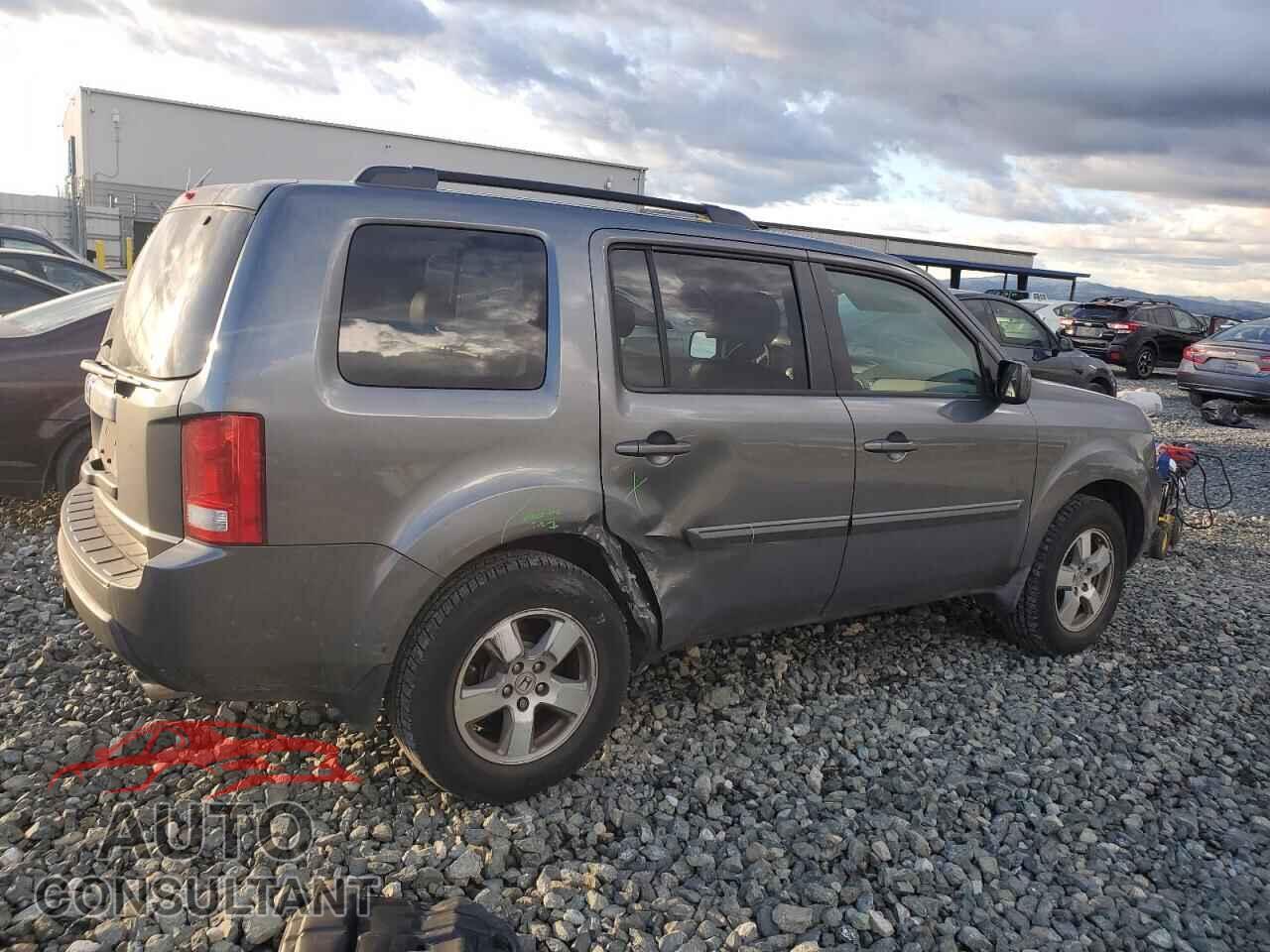 HONDA PILOT 2011 - 5FNYF3H51BB038313