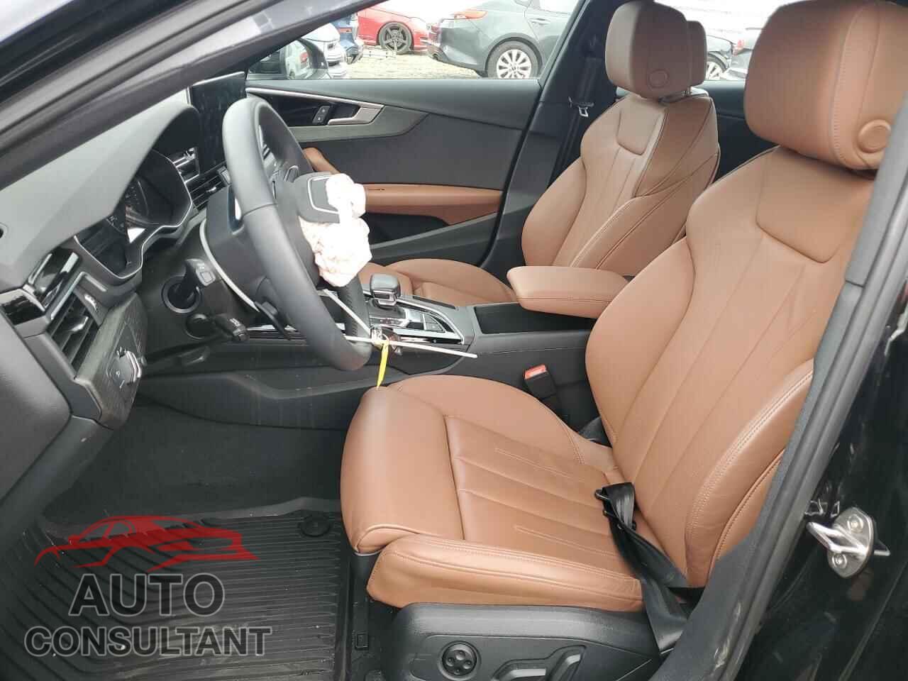 AUDI A4 2024 - WAUDAAF4XRN008036