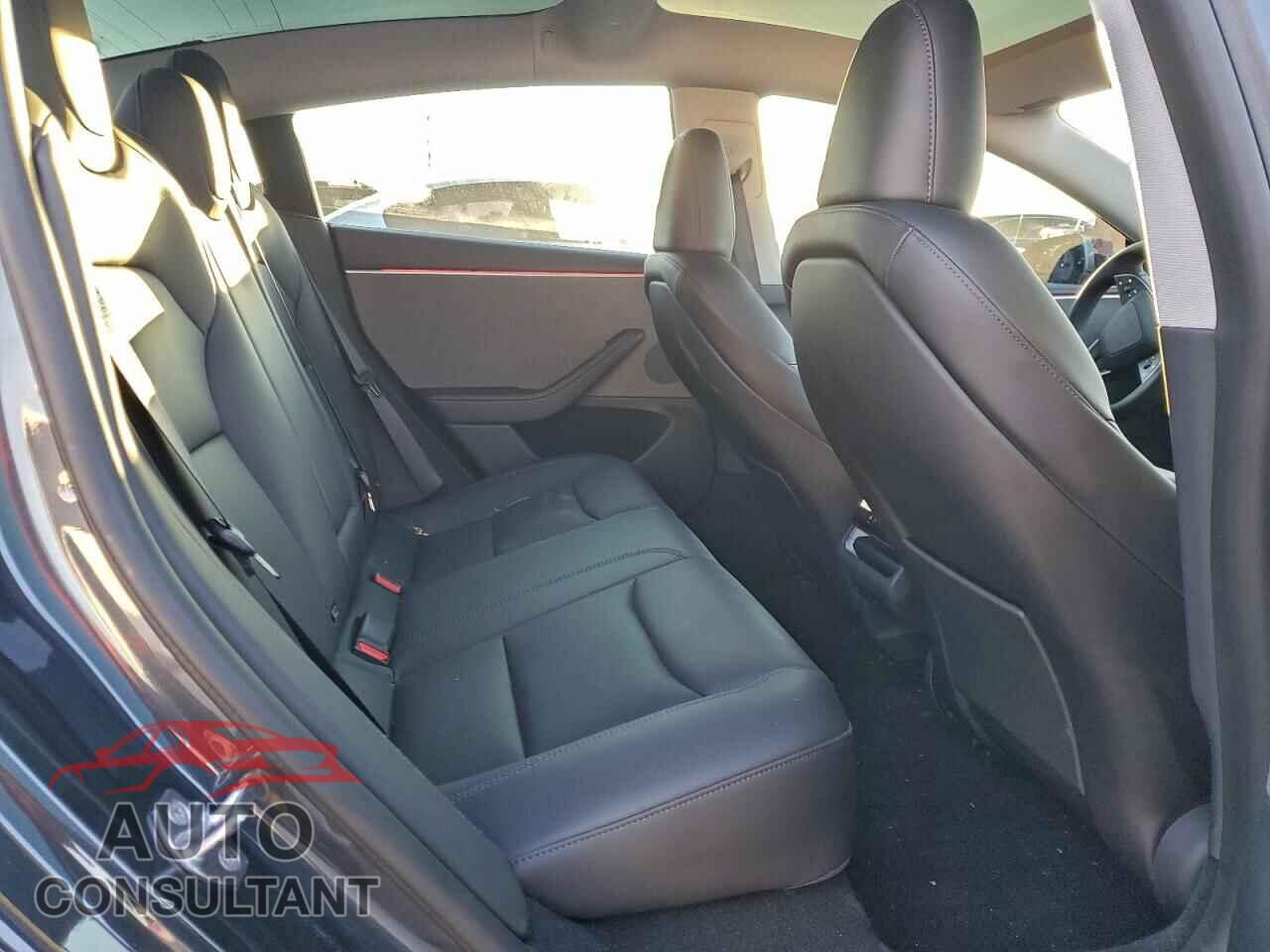 TESLA MODEL 3 2025 - 5YJ3E1EA8SF016604