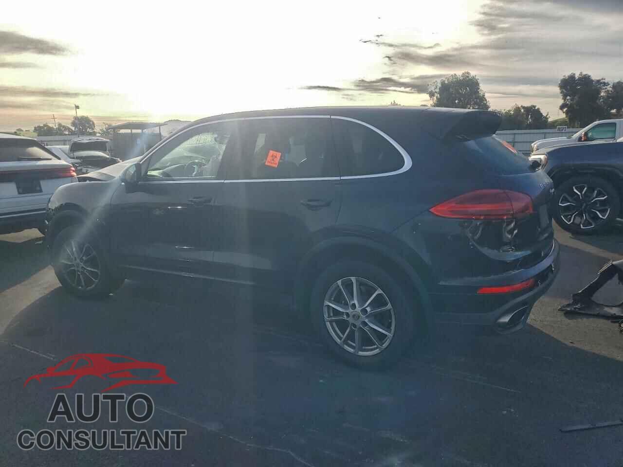 PORSCHE CAYENNE 2017 - WP1AA2A27HKA87486