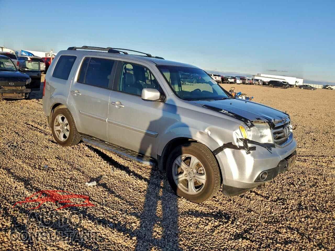 HONDA PILOT 2013 - 5FNYF4H54DB016573