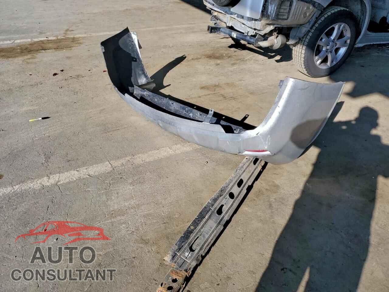 TOYOTA RAV4 2011 - JTMBF4DV3B5040857