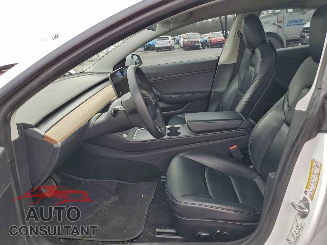 TESLA MODEL 3 2021 - 5YJ3E1EA0MF907795
