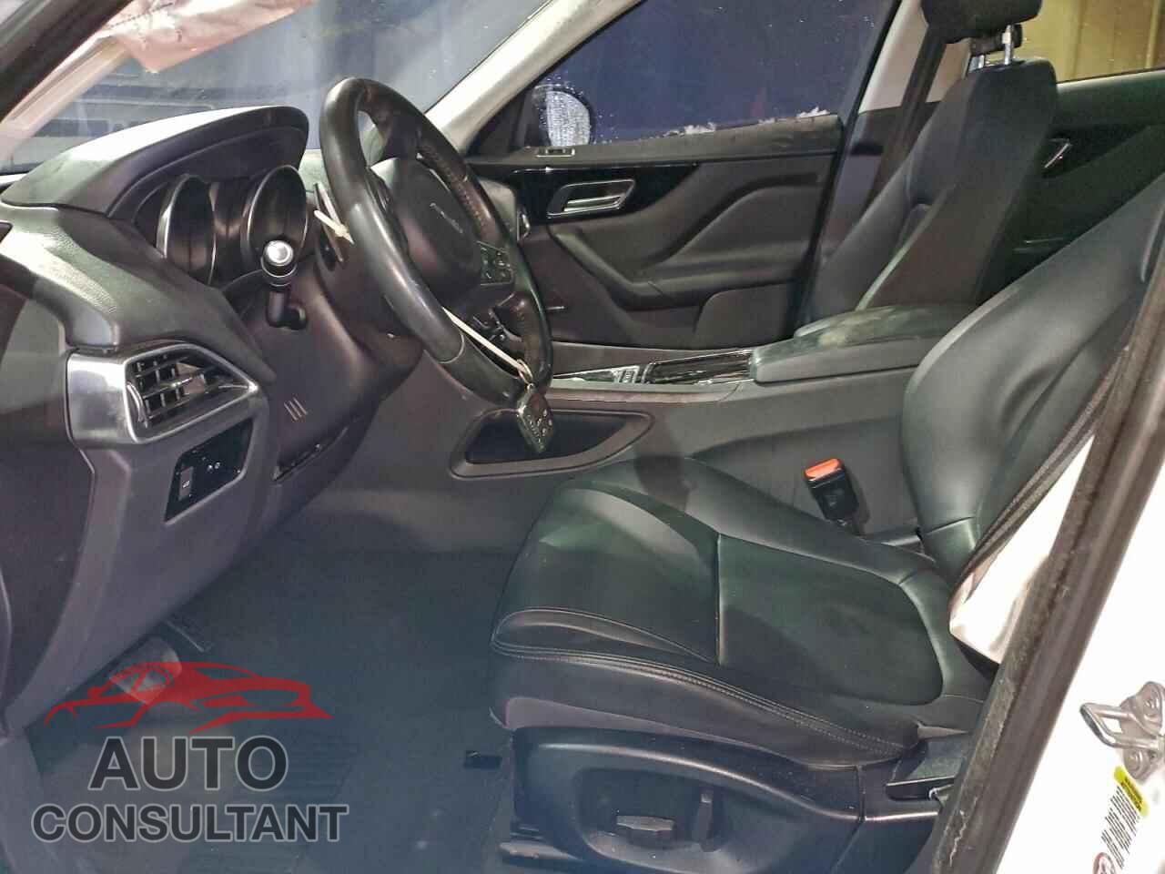 JAGUAR F-PACE 2018 - SADCJ2FX5JA324944