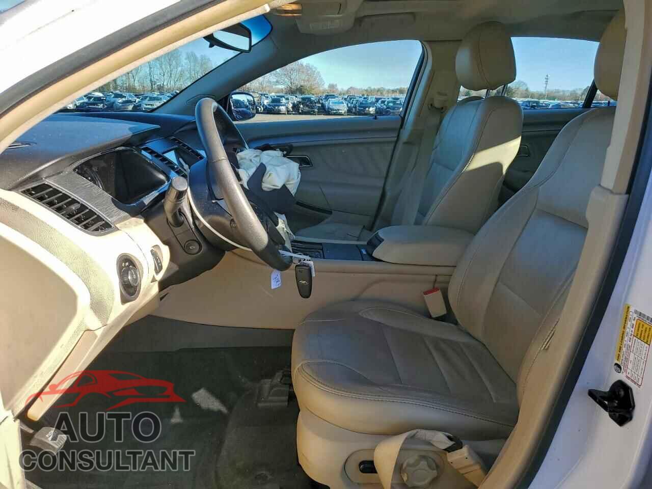 FORD TAURUS 2016 - 1FAHP2E82GG146450