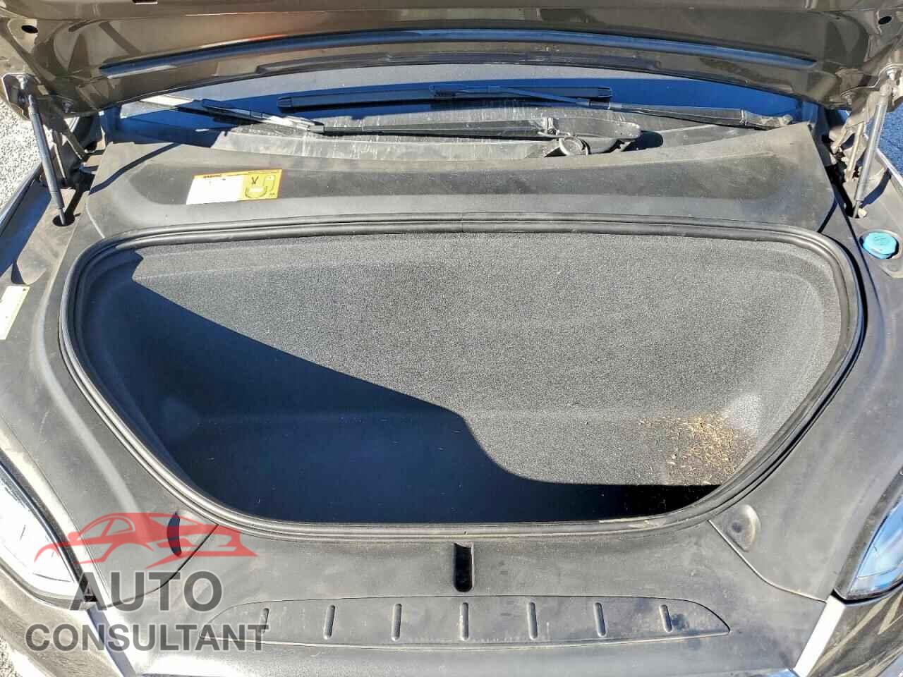 TESLA MODEL X 2016 - 5YJXCBE24GF005449