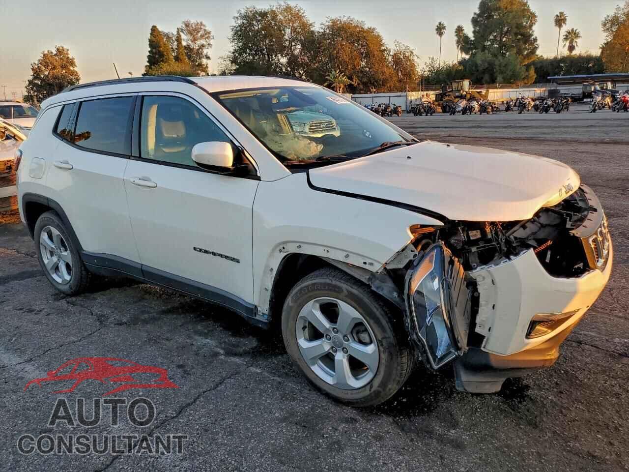 JEEP COMPASS 2019 - 3C4NJCBB1KT699308