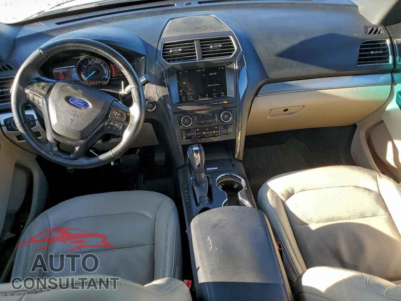 FORD EXPLORER 2018 - 1FM5K7D88JGB42464