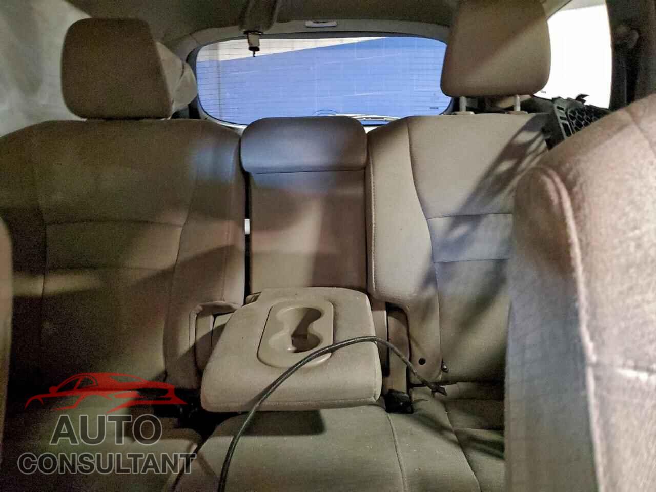 HONDA PILOT 2017 - 5FNYF6H10HB006279
