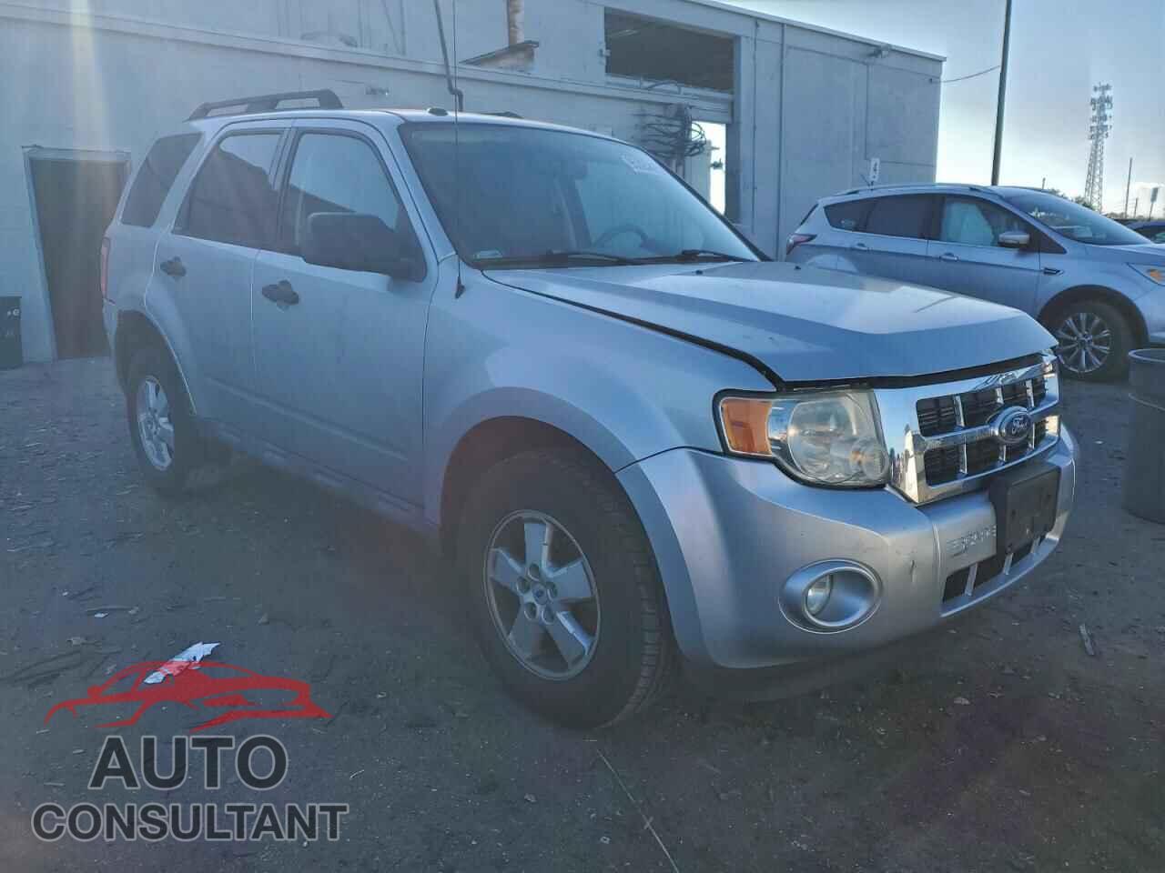 FORD ESCAPE 2010 - 1FMCU0DG5AKA52573