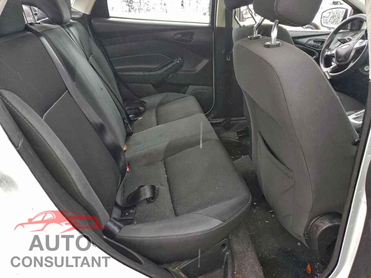 FORD FOCUS 2012 - 1FAHP3F22CL201982