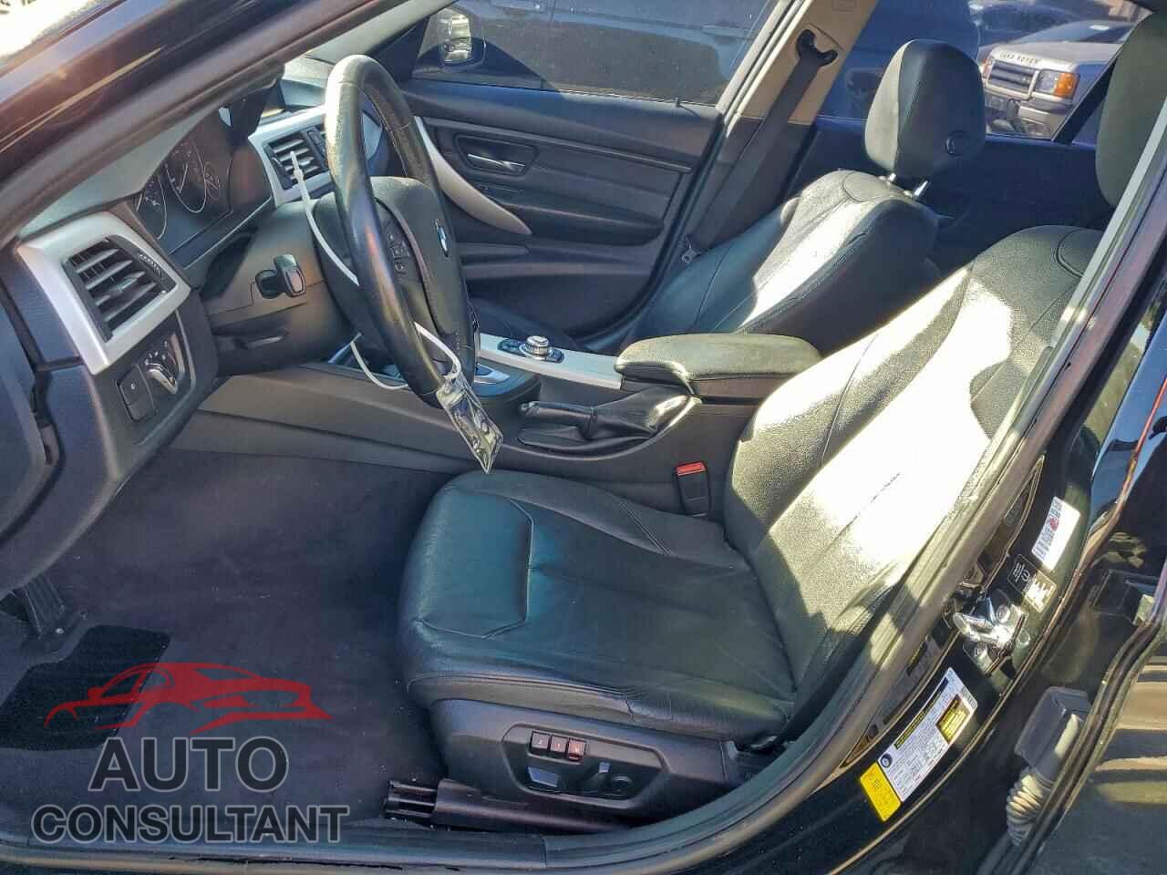 BMW 3 SERIES 2012 - WBA3A5C58CF349940