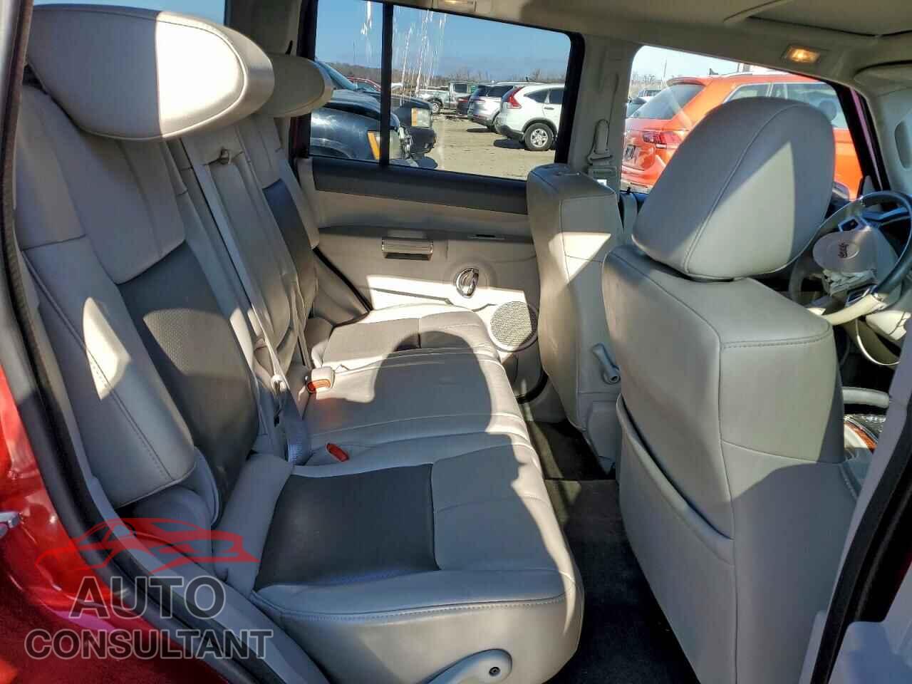 JEEP COMMANDER 2010 - 1J4RG5GT9AC122169