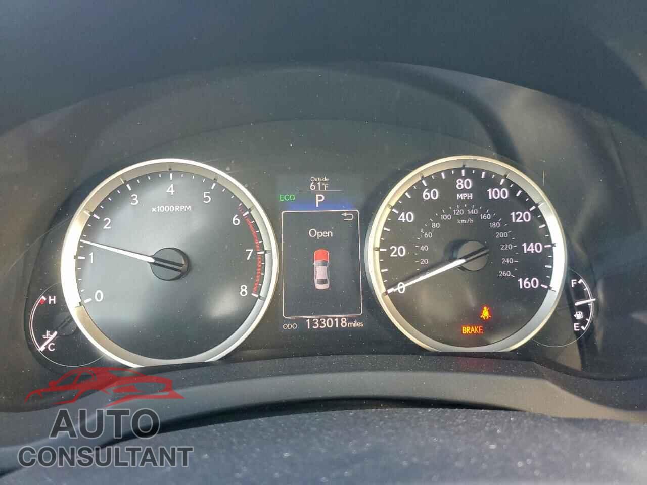 LEXUS IS 2016 - JTHBA1D27G5033094