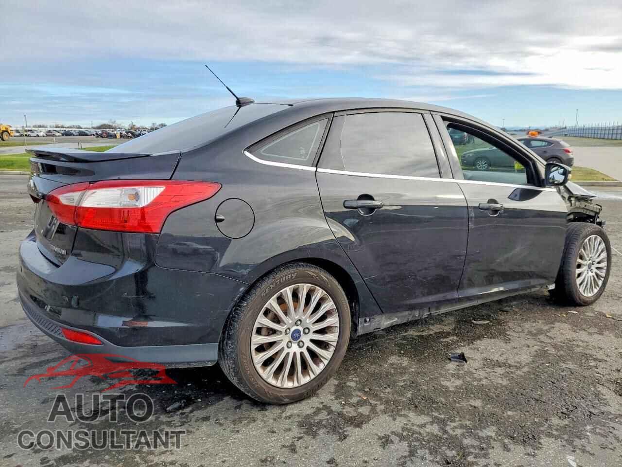 FORD FOCUS 2012 - 1FAHP3J28CL429783
