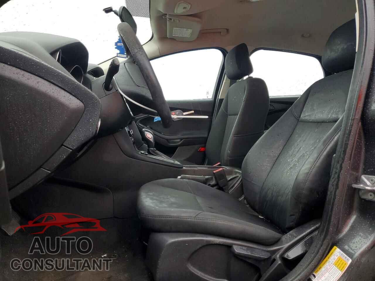 FORD FOCUS 2016 - 1FADP3E21GL362250
