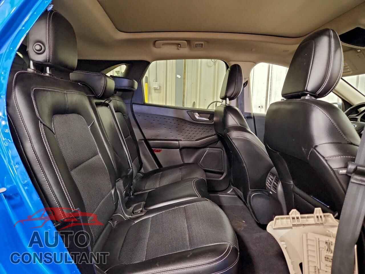 FORD ESCAPE 2020 - 1FMCU9DZ5LUA15309