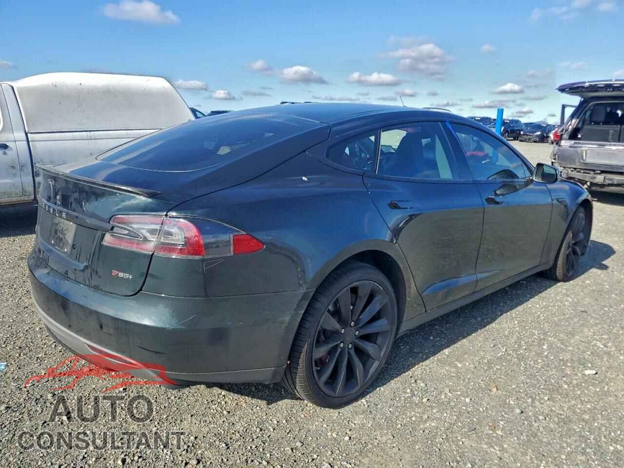 TESLA MODEL S 2013 - 5YJSA1CP6DFP14646