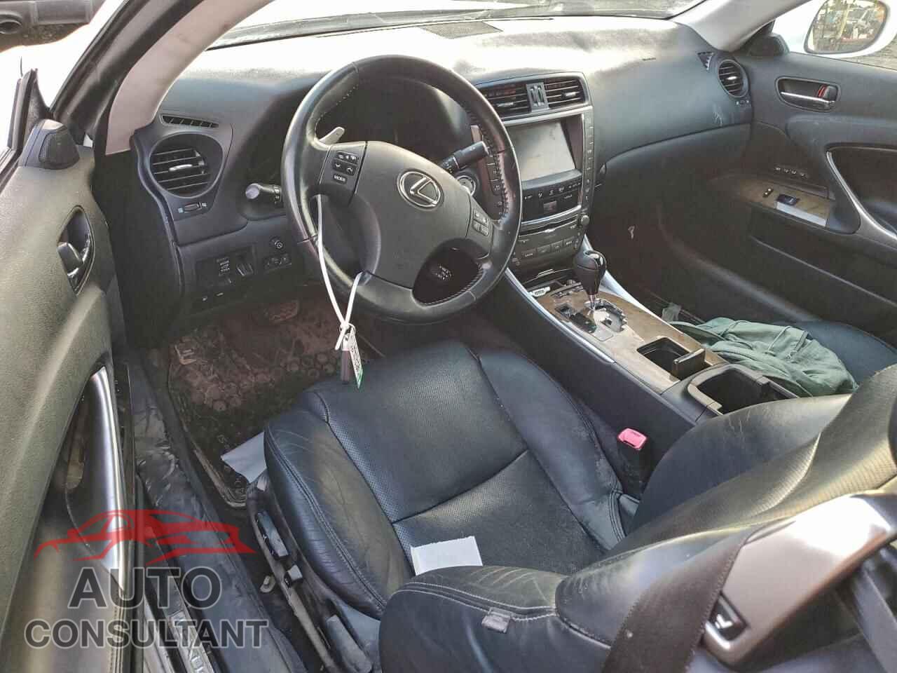 LEXUS IS 2010 - JTHFE2C24A2503443