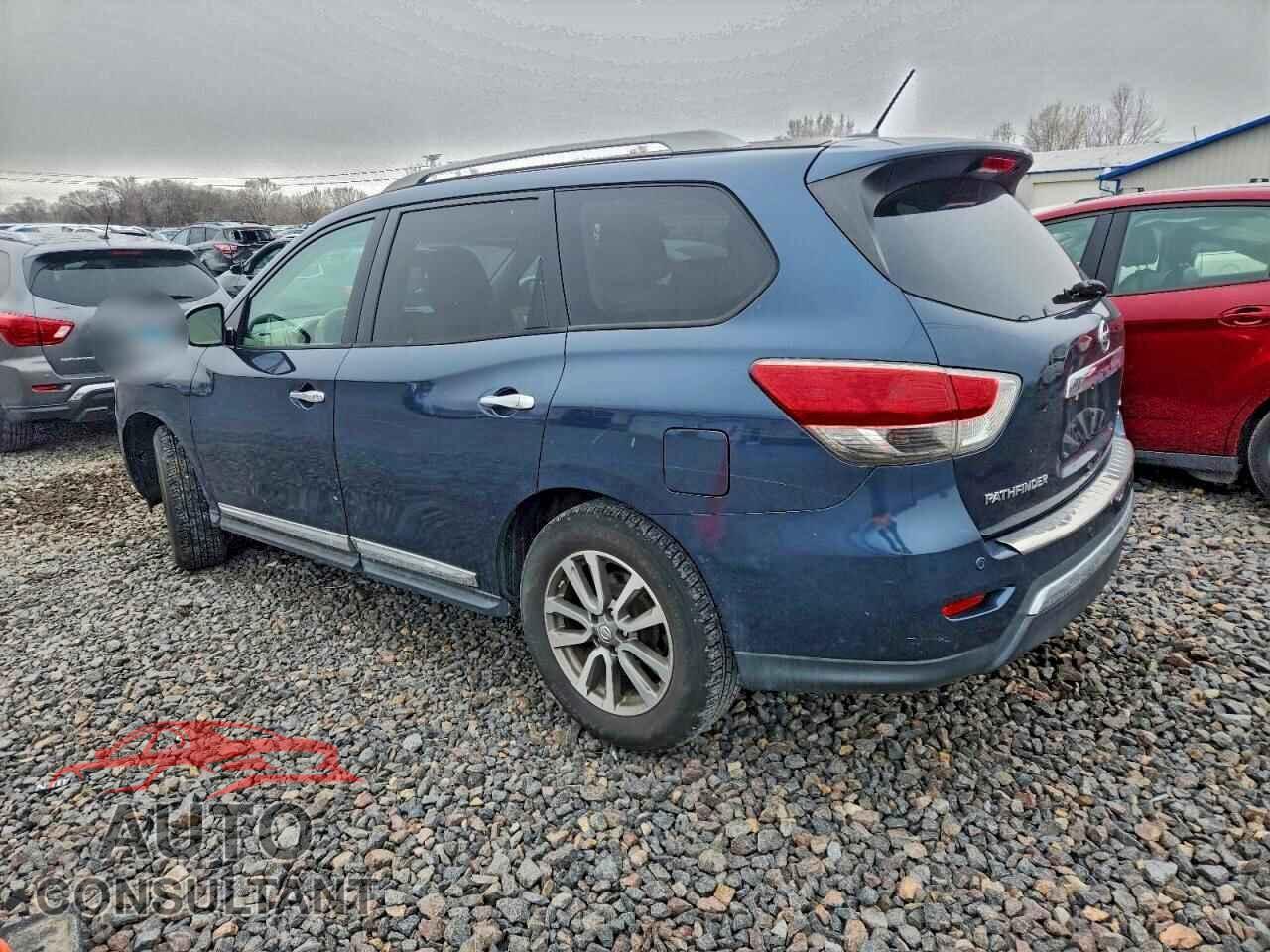NISSAN PATHFINDER 2013 - 5N1AR2MMXDC646522