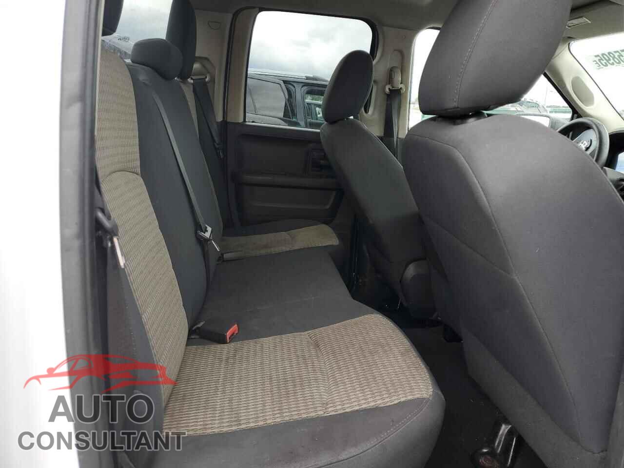 DODGE RAM 1500 2012 - 1C6RD6FP8CS128246