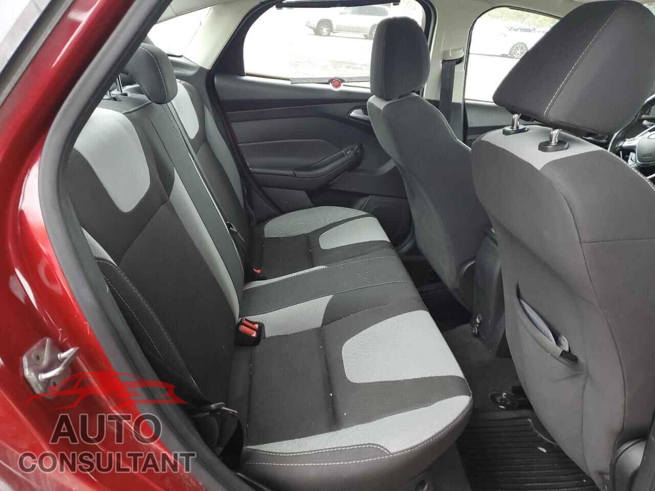 FORD FOCUS 2012 - 1FAHP3F25CL432925